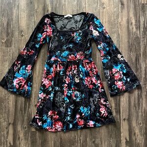 Nabee Velour Floral Bell Sleeve Dress